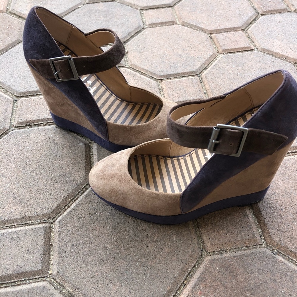Splendid Larabee Colorblock Suede Wedge - Picture 4 of 8